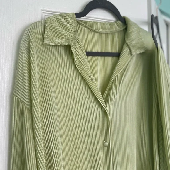 Yellow Green Two Piece Slouchy Set - Picture 4 of 7